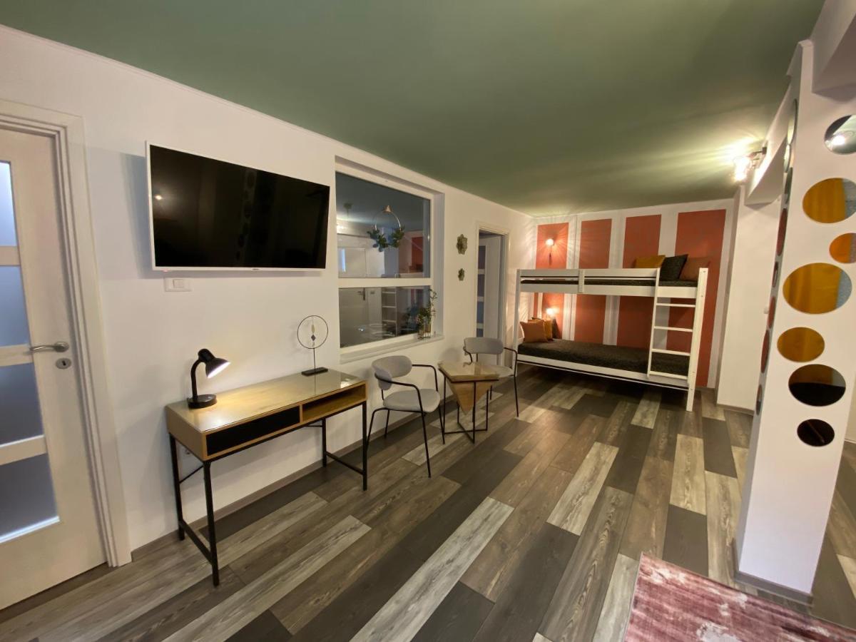 Evergreen Apartment Temesvár Kültér fotó