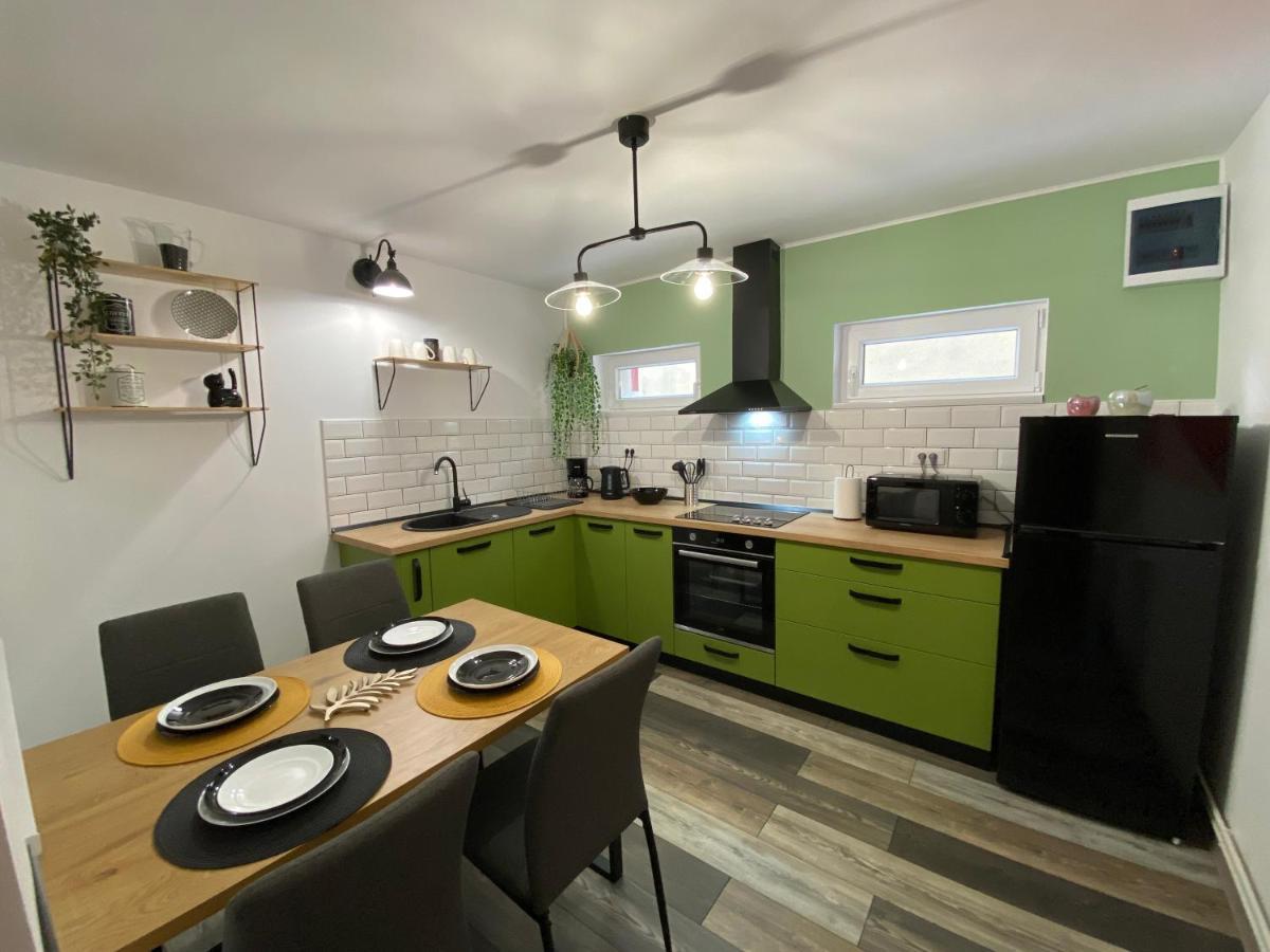 Evergreen Apartment Temesvár Kültér fotó